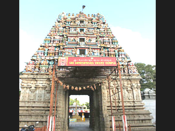 ಶಿವನಾಮ ಸ್ಮರಣೆಗೆ ಸೋಮೇಶ್ವರ ದೇಗುಲ ಶಿವನಾಮ ಸ್ಮರಣೆಗೆ ಸೋಮೇಶ್ವರ ದೇಗುಲ