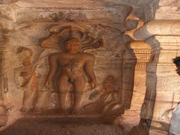 ಗುಹಾ ದೇವಾಲಯ 4: