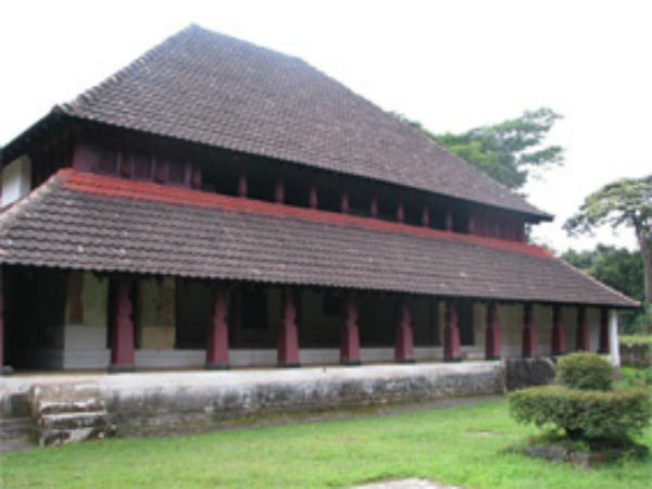 ನಲ್ಕ್ನಾಡ್ ಅರಮನೆ: