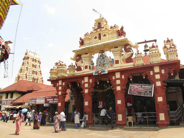 ಉಡುಪಿ ಶ್ರೀಕೃಷ್ಣ ಮಠ, ಕರ್ನಾಟಕ: