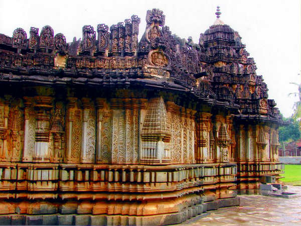 ಅಮೃತೇಶ್ವರ ದೇವಸ್ಥಾನ, ಅಮೃತಪುರ: