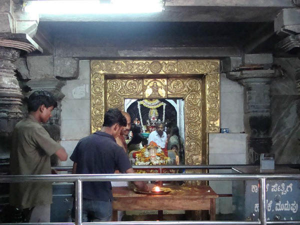 ಮೈಲಾರ ಲಿಂಗೇಶ್ವರ ದೇವಸ್ಥಾನ, ಮೈಲಾರ: