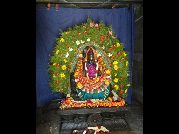 ದಸರಿಘಟ್ಟ ಚೌಡೇಶ್ವರಿ ದೇವಸ್ಥಾನ: