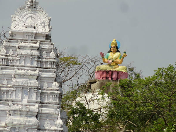 ಬಾಸರ ಸರಸ್ವತಿ ದೇವಾಲಯ, ಅದಿಲಾಬಾದ್: