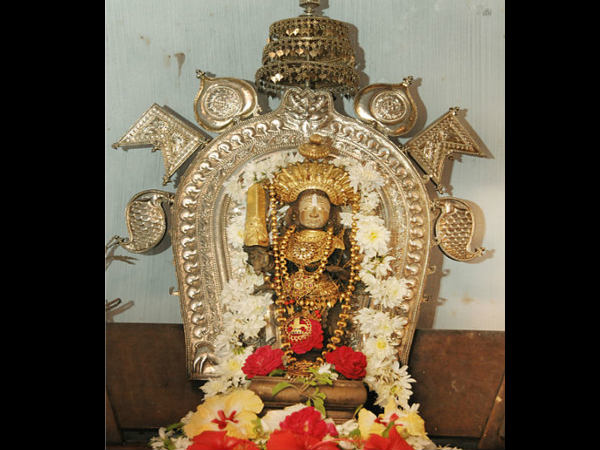 ಧರ್ಮದ ನೆಲೆಯ ಧಾರ್ಮಿಕ ತಾಣ ಧರ್ಮಸ್ಥಳ ಧರ್ಮದ ನೆಲೆಯ ಧಾರ್ಮಿಕ ತಾಣ ಧರ್ಮಸ್ಥಳ