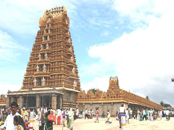 ಮೈಸೂರಿನ ಹಾಗೂ ಸುತ್ತಲಿನ ಆಕರ್ಷಣೆಗಳು: