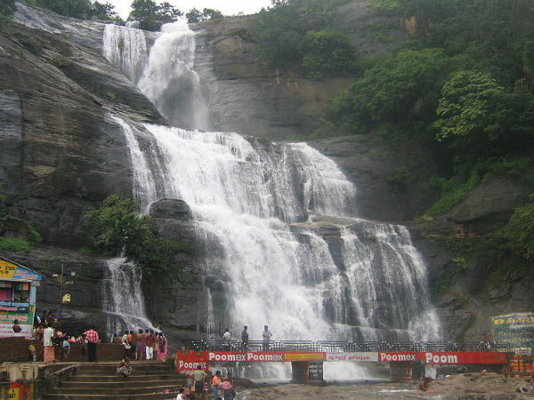 ಮಳೆಗಾಲದಲ್ಲಿ ಭಾರತ ಪ್ರವಾಸ: