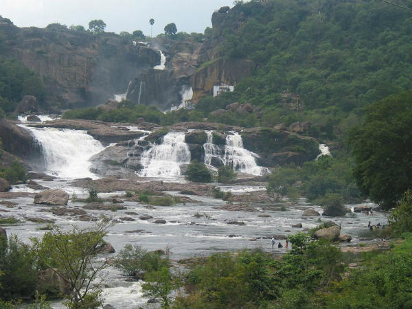ಮಳೆಗಾಲದಲ್ಲಿ ಭಾರತ ಪ್ರವಾಸ: