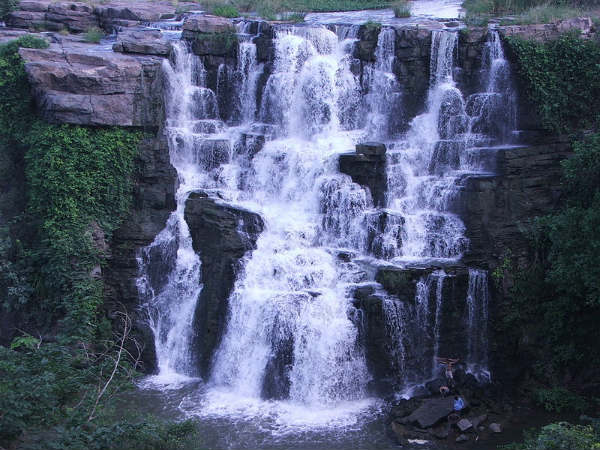 ಮಳೆಗಾಲದಲ್ಲಿ ಭಾರತ ಪ್ರವಾಸ: