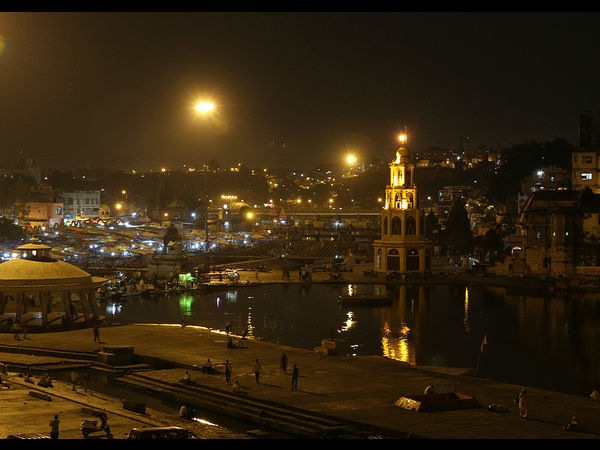 ಪ್ರಣಯದಾನಂದವನ್ನು ವೃದ್ಧಿಸುವ ಸ್ಥಳಗಳು: