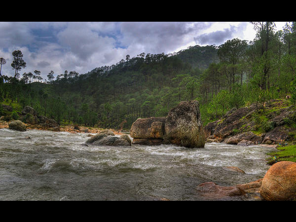 ಮೋಡಿ ಮಾಡುವ ಉತ್ತರಾಖಂಡ: