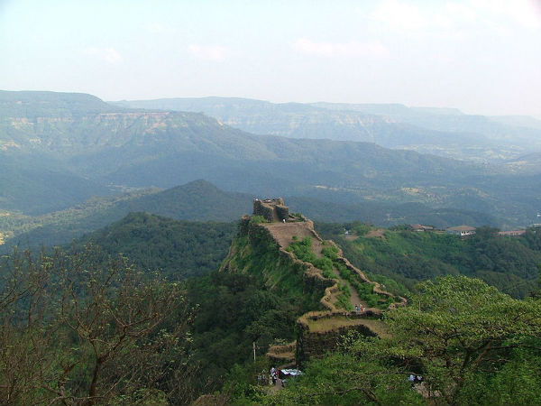 ಪ್ರಚಂಡ ಕೋಟೆಗಳು: