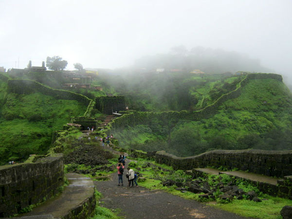 ಪ್ರಚಂಡ ಕೋಟೆಗಳು: