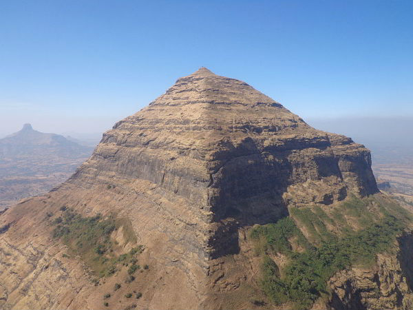 ಪ್ರಚಂಡ ಕೋಟೆಗಳು: