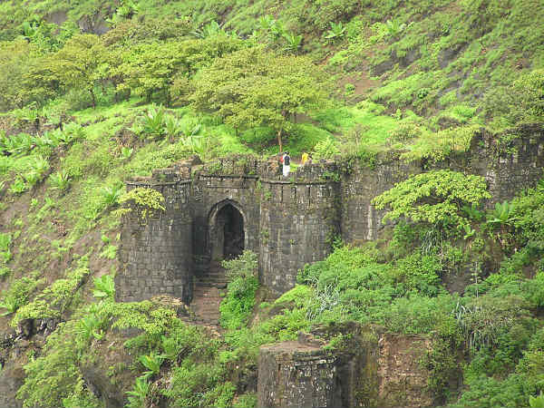 ಪ್ರಚಂಡ ಕೋಟೆಗಳು: