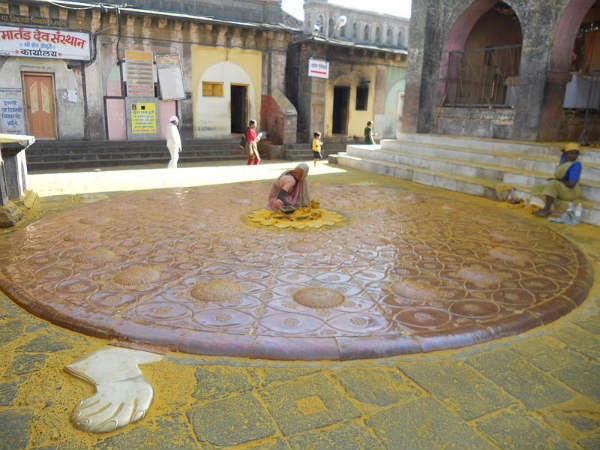 ಮೈಲಾರ ಹಾಗೂ ಜೇಜುರಿ: