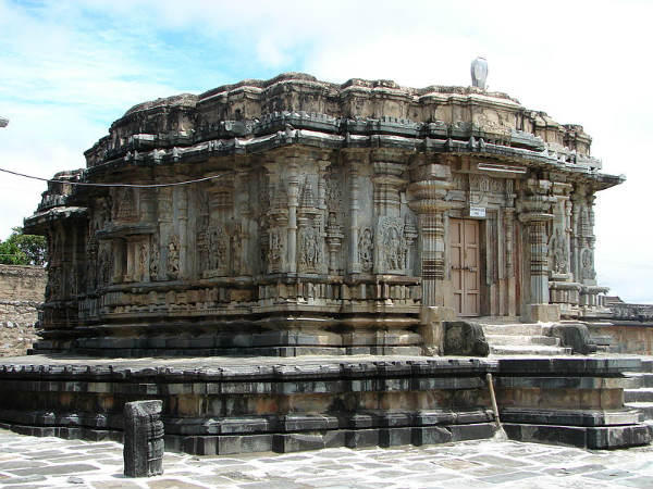 ಅರಸೀಕೆರೆ ಹಾಗೂ ಸುತ್ತಮುತ್ತ: