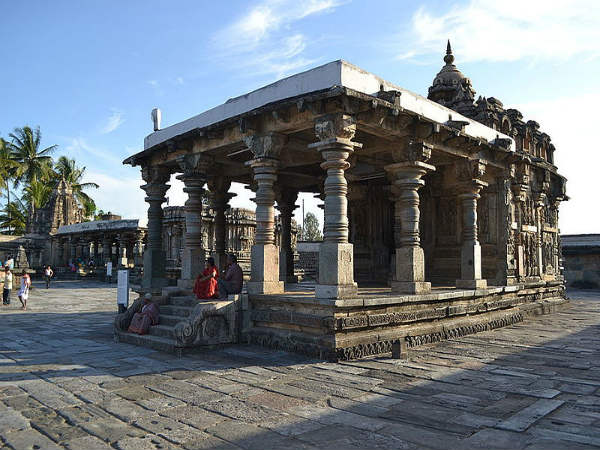ಅರಸೀಕೆರೆ ಹಾಗೂ ಸುತ್ತಮುತ್ತ: