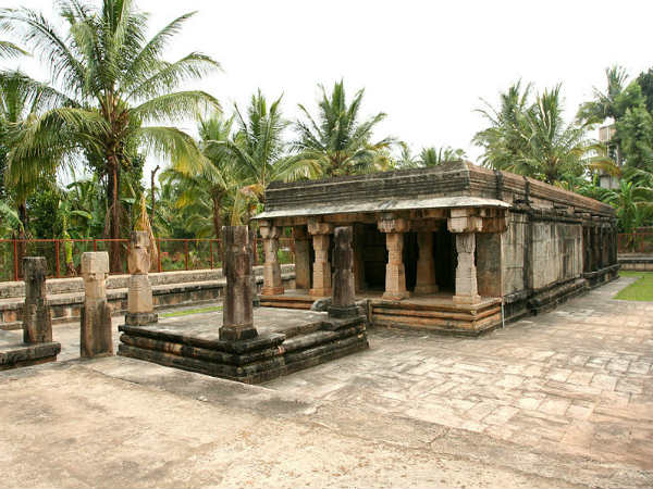 ನಂಜನಗೂಡಿನಿಂದ ನೀಲಂಬೂರು: