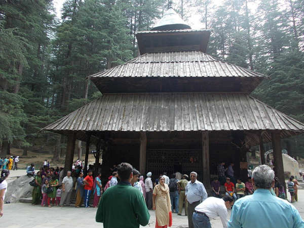 ಕುತೂಹಲ ಹುಟ್ಟಿಸುವ ದೇವಾಲಯಗಳು: