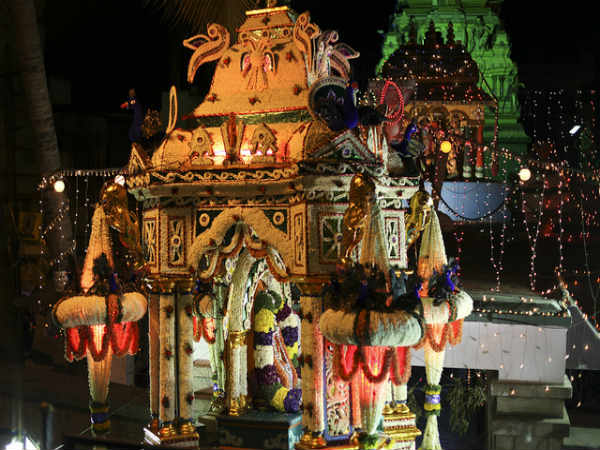 ಕರ್ನಾಟಕದ ಸುಂದರ ರಥಗಳು: