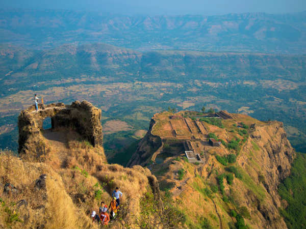ರೋಮಾಂಚಕ ರಾಜಗಡ್ ಕೋಟೆ:
