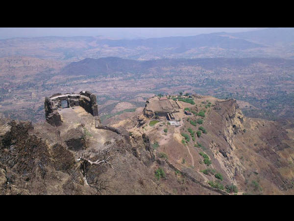 ರೋಮಾಂಚಕ ರಾಜಗಡ್ ಕೋಟೆ: