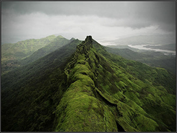 ರೋಮಾಂಚಕ ರಾಜಗಡ್ ಕೋಟೆ: