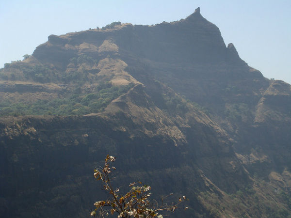 ಭಂಡಾರದರಾ ಹಾಗೂ ಸುತ್ತಮುತ್ತಲು: