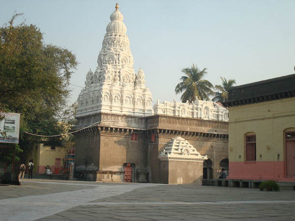 ಸೋಲಾಪೂರಿನ ಸಿದ್ಧೇಶ್ವರ:
