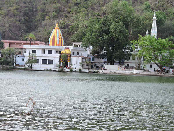 ರೇಣುಕಾ ಎಲ್ಲಮ್ಮನ ದೇವಾಲಯಗಳು: