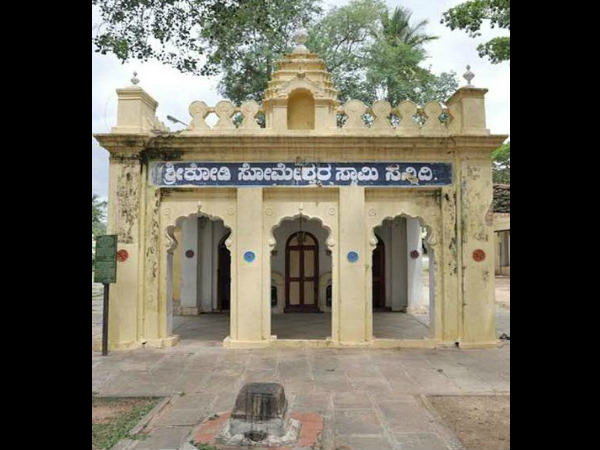 ಮೈಸೂರು ಅರಮನೆ ದೇವಾಲಯಗಳು:
