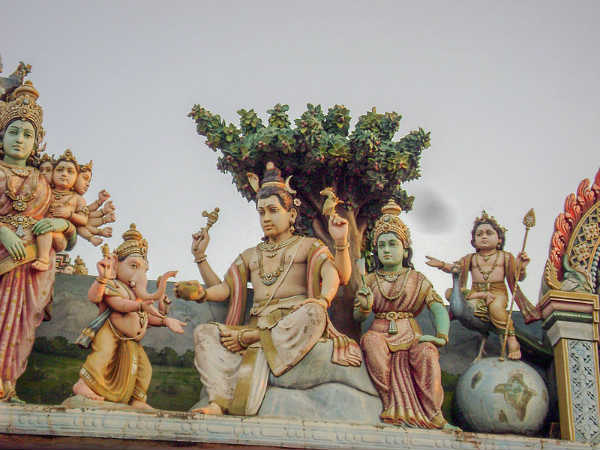 ಕದ್ದಿರಾಂಪುರದ ಮುರುಗನ ದೇವಾಲಯ ಕದ್ದಿರಾಂಪುರದ ಮುರುಗನ ದೇವಾಲಯ