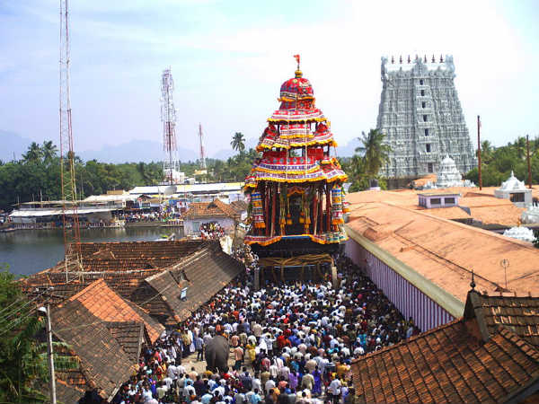 ತ್ರಿಮೂರ್ತಿಗಳ ದಿವ್ಯ ನೆಲೆ: