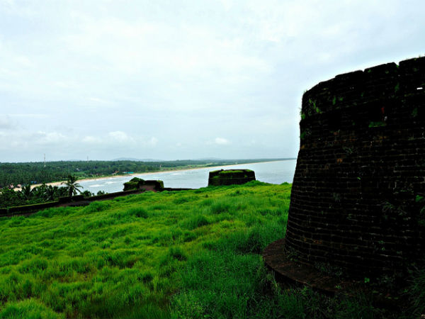 ಹಚ್ಚಹಸಿರಿನ ಬೇಕಲ್ ಕೋಟೆ: