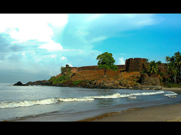 ಹಚ್ಚಹಸಿರಿನ ಬೇಕಲ್ ಕೋಟೆ: