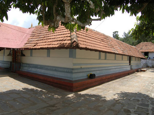 ಭಾಗಮಂಡಲ : ಕೊಡಗಿನ ತ್ರಿವೇಣಿ ಸಂಗಮ ಭಾಗಮಂಡಲ : ಕೊಡಗಿನ ತ್ರಿವೇಣಿ ಸಂಗಮ