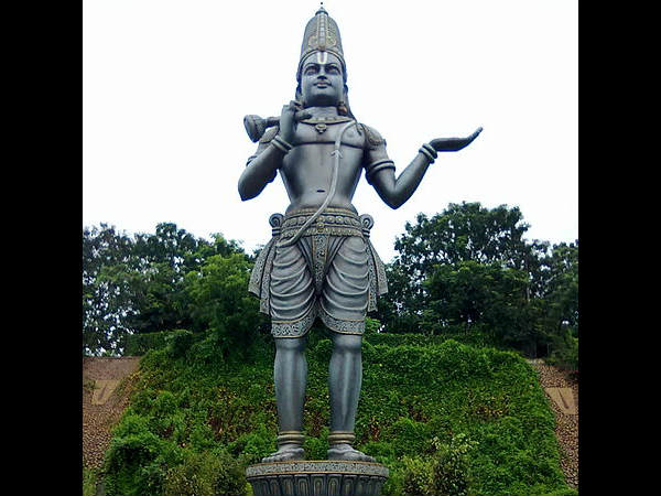 ಚಿನ್ನ ತಿರುಪತಿ, ಅಣ್ಣಮಾಚಾರ್ಯ ಏನು ವಿಶೇಷತೆ? ಚಿನ್ನ ತಿರುಪತಿ, ಅಣ್ಣಮಾಚಾರ್ಯ ಏನು ವಿಶೇಷತೆ?