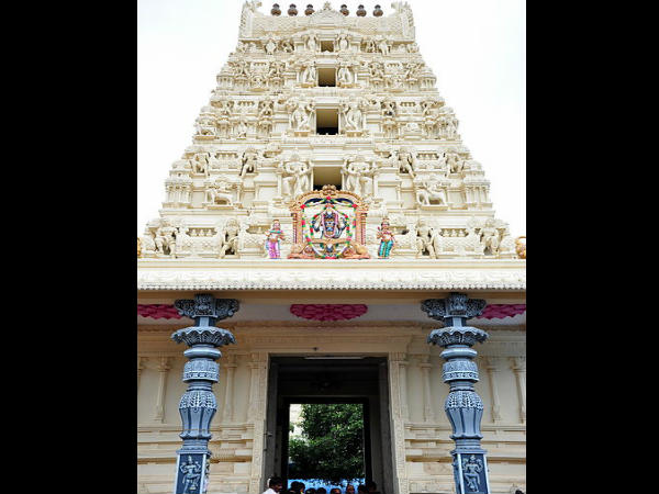 ಚಿನ್ನ ತಿರುಪತಿ, ಅಣ್ಣಮಾಚಾರ್ಯ ಏನು ವಿಶೇಷತೆ? ಚಿನ್ನ ತಿರುಪತಿ, ಅಣ್ಣಮಾಚಾರ್ಯ ಏನು ವಿಶೇಷತೆ?