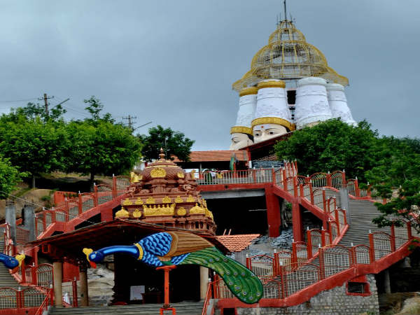 ಷಣ್ಮುಖ ತಾನೆ ಬಯಸಿ ನೆಲೆಸಿರುವ ಶೃಂಗಗಿರಿ ಷಣ್ಮುಖ ತಾನೆ ಬಯಸಿ ನೆಲೆಸಿರುವ ಶೃಂಗಗಿರಿ