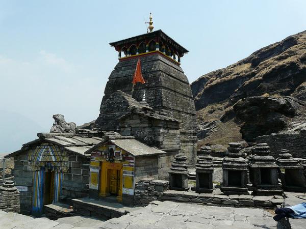 ಅತ್ಯಂತ ಪುರಾತನ ದೇವಾಲಯಗಳು: