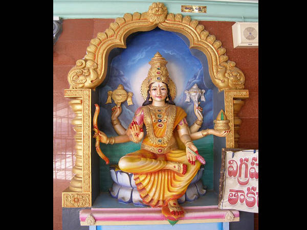 ಅಷ್ಟಲಕ್ಷ್ಮಿಯರ ದೇವಾಲಯ :
