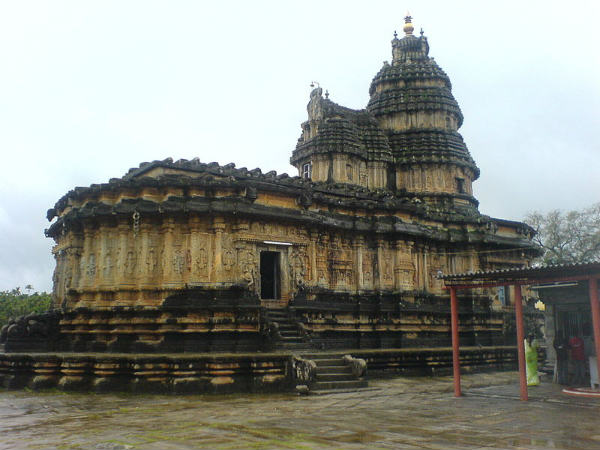 ನಾಲ್ಕು ಮಹಾ ಜಗತ್ಪೀಠಗಳು: