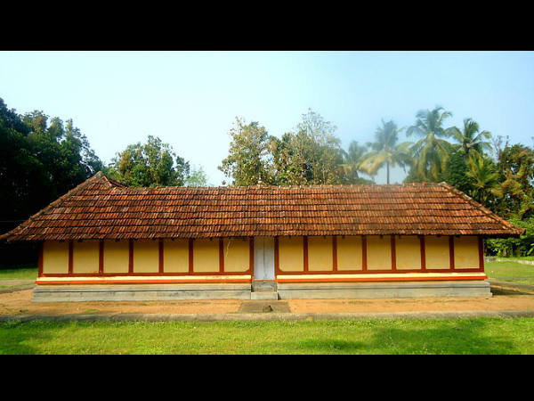 ಸುಂದರ ಸರಸ್ವತಿ ದೇವಾಲಯಗಳು: