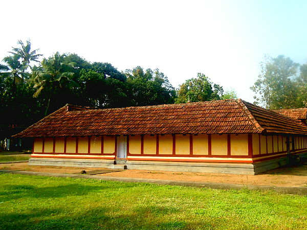 ಸುಂದರ ಸರಸ್ವತಿ ದೇವಾಲಯಗಳು: