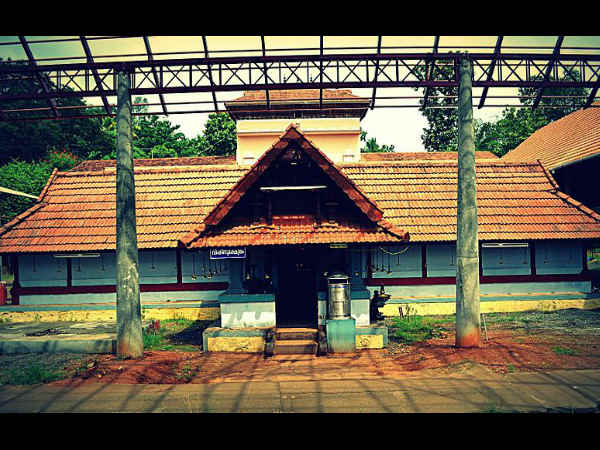 ಸುಂದರ ಸರಸ್ವತಿ ದೇವಾಲಯಗಳು: