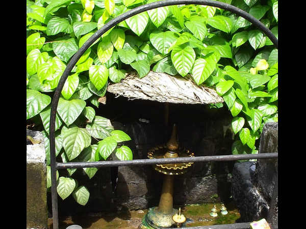 ಸುಂದರ ಸರಸ್ವತಿ ದೇವಾಲಯಗಳು: