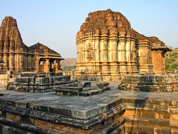 ನಗ್ಡಾದ ಅತ್ತೆ ಸೊಸೆ ದೇವಾಲಯ :