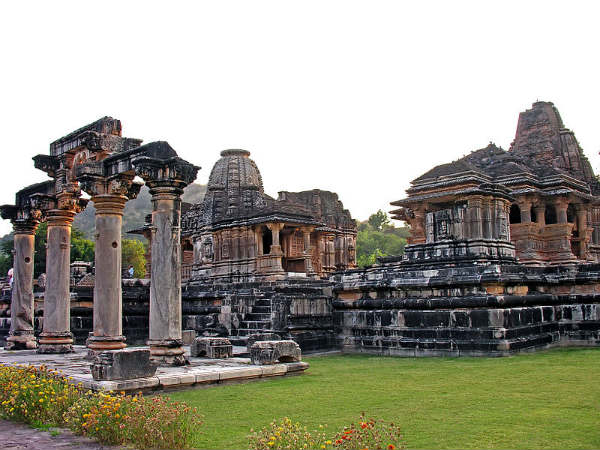 ನಗ್ಡಾದ ಅತ್ತೆ ಸೊಸೆ ದೇವಾಲಯ :