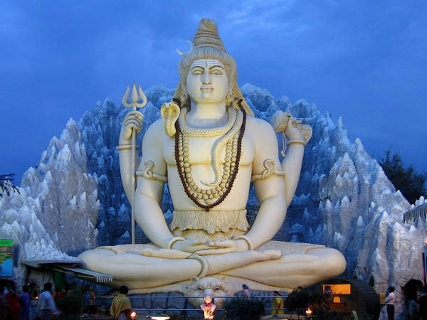 ಮುರುಗೇಶಪಾಳ್ಯದ ಕೆಂಪ್ ಫೋರ್ಟ್ ಶಿವನ ವಿಶೇಷತೆಗಳು ಮುರುಗೇಶಪಾಳ್ಯದ ಕೆಂಪ್ ಫೋರ್ಟ್ ಶಿವನ ವಿಶೇಷತೆಗಳು